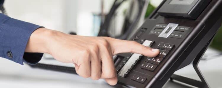 2025December10VoIP A F FwAjCv VoIP for small businesses: Affordable, flexible, and ready to go